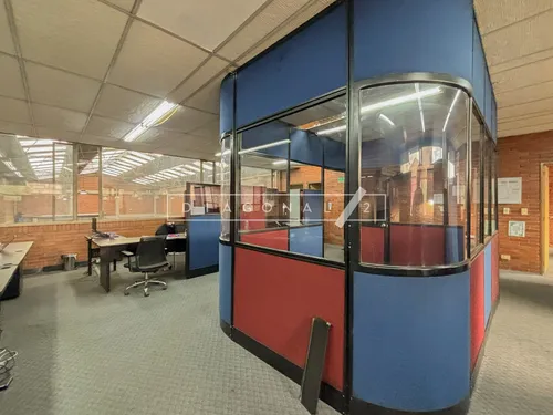 Bodega Industrial En Arriendo En Montevideo