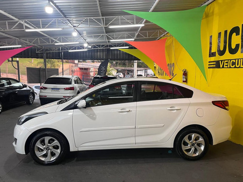 Hyundai HB20S 1.0 Comfort Plus 12V Turbo Flex 4P Manual