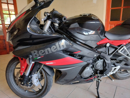 Benelli 302 R