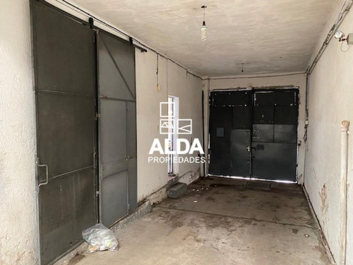 Local Comercial La Comercial Montevideo Alquiler Anual Lo400154