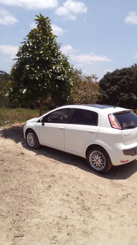Fiat Punto 1.6 16v Essence Flex 5p