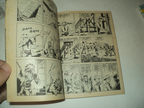 Lote 2 Gibis - Tex - Nº 27 E 28 - Editora Globo - Ano 1989 (Usado)