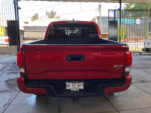 Imagen 6 de 15 de Toyota Tacoma 2018 3.5 Trd Sport 4x4 At