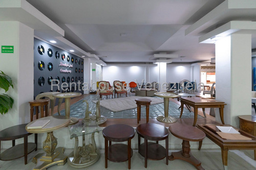 Ss: Vende Edificio 23-9006 En La Yaguara De 10.430 M2