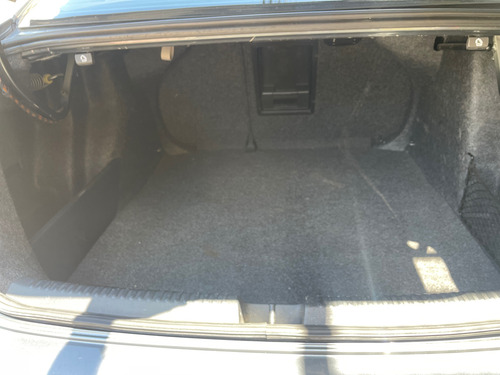 Volkswagen Jetta 2.0 Comfortline Flex 4p Automática