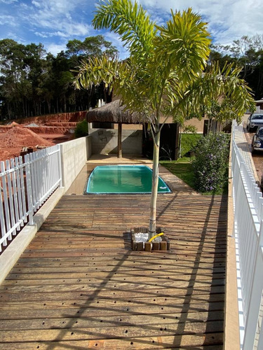 Imagem 4 de 14 de Casa Em Condomínio A Venda! Ideal Para Quem Busca Sossego!