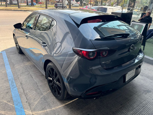 Mazda Mazda 3 2.5T Signature Hatchback At