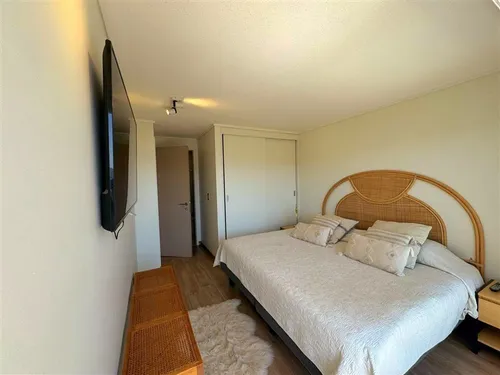 Departamento En Venta De 2 Dormitorios En Papudo