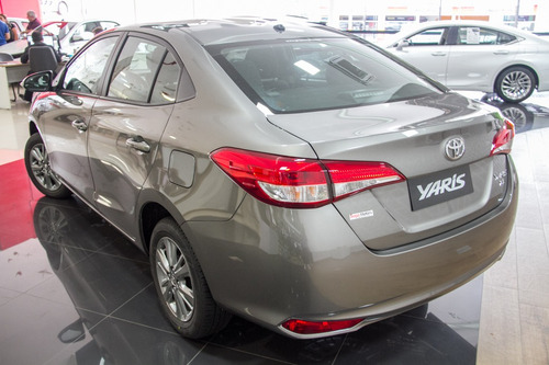 Toyota Yaris Sedan 1.5 Xl Plus Connect Cvt (flex)