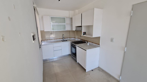 Imagen 4 de 22 de Venta De Departamento 2 Ambientes En Ramos Mejia Centro