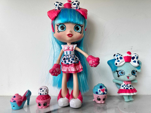 Shopkins Muñeca Jessi Cake Y Mascota En Felpa Suave