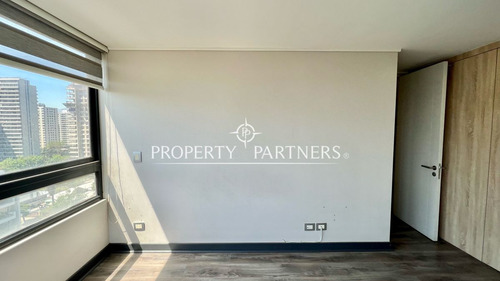 Propiedad En Arriendo En Calle Santa Cristina, Mac...