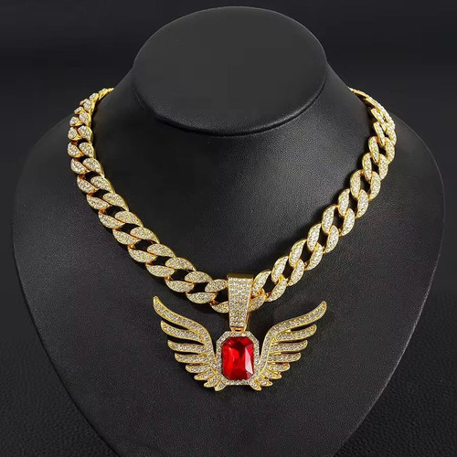 Cadena Cubana Dorada + Dije Alas Rojas Iced Hombre Hip Hop Dorado