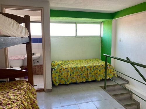 Imagen 16 de 18 de Apartamento Grande En Alquiler Vacacional En Tucacas Hasta 12 Personas