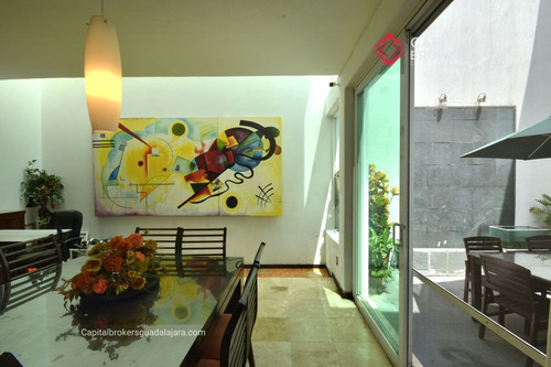 Casa De Lujo En Venta Con Alberca En Las Fuentes Cerca De La Expo
