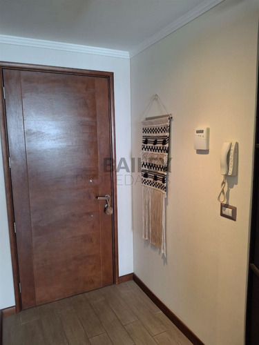 Departamento En Arriendo De 2 Dorm. En Edificio Infinity
