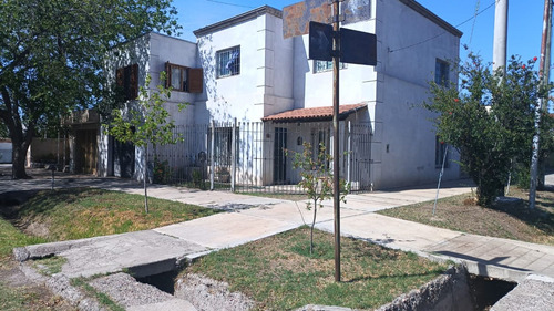  Casa Ubicada En Excelente Zona De San Rafael