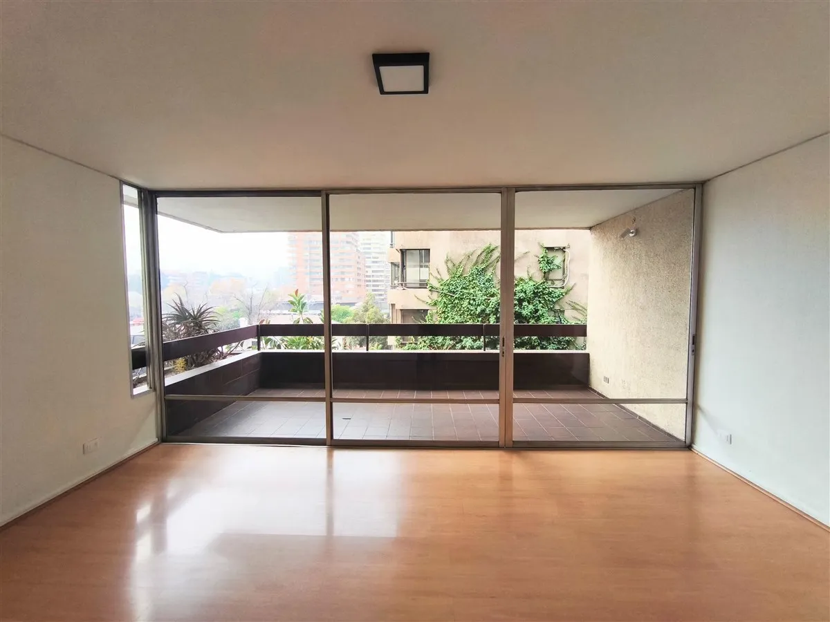 Imagen 3 de 30 de Oportunidad En Vitacura 116 M + Estac. Y Bodega