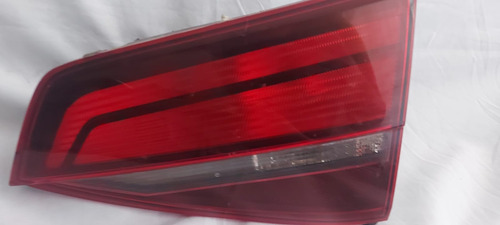 Inter Calavera Derecha Jetta Mk6 15-18 Usado Original Izquierdo/conductor Rojo (Usado)