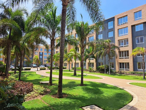 Alquiler De Moderno Apartamento Residencas Entremares