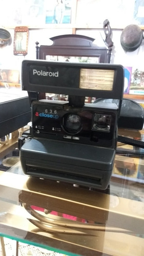Máquina Fotográfica Antiga Polaroid.