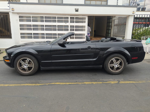 Ford Mustang 4.0 Convertible
