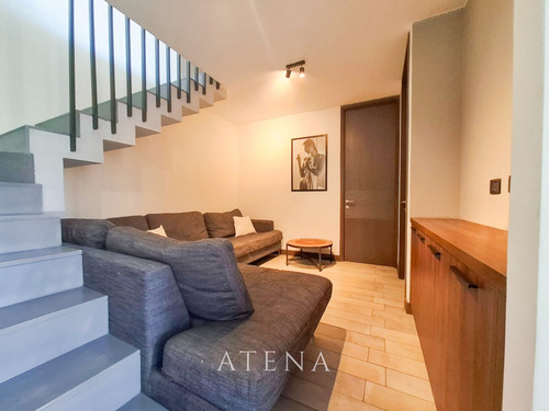 En Venta Departamento Tríplex En Vitacura