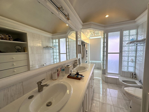 Departamento En Venta En Cancún En Residencial Del Mar Con Alberca Privada: