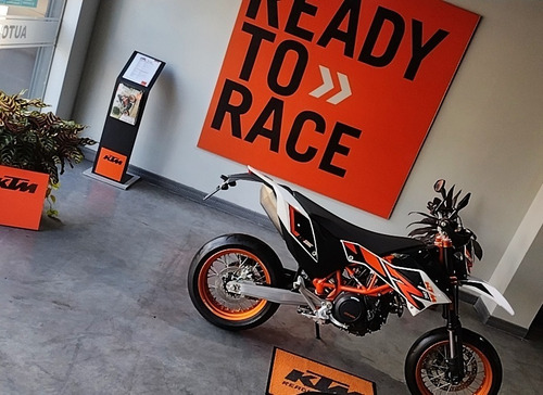 Imagen 2 de 15 de Ktm Enduro 690r Motard 0km En Automoto Lanus