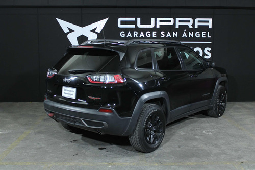 Jeep Cherokee 3.3l Trailhawk At