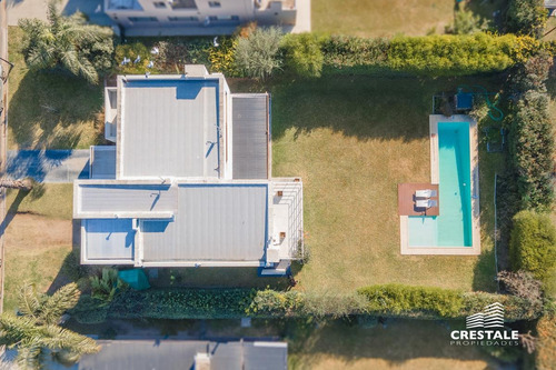 Imagen 6 de 30 de Hermosa Casa 4 Dormitorios En Venta, Excelente Calidad Constructiva - San Marino (funes Hills)