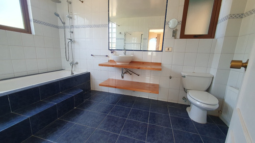 Vendo Casa Sector Pie Del Mauco Pasos De Rotonda De Concón.