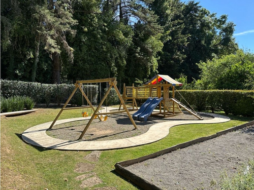 Casa En Venta | Condominio | Avandaro | Nueva | Alberca | Padel