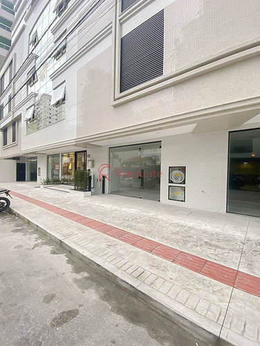 Imagem 1 de 7 de Ref.: 8002 - Sala Comercial Térrea Com Vaga De Garagem Em Itapema - 2913