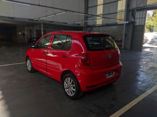 Imagen 6 de 12 de Volkswagen Fox 1.6 5 P Comfortline Pack L/10rojo