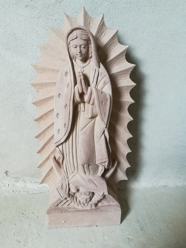 Virgen De Guadalupe En Cantera Rosa De 70 Cm Altura.