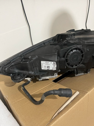 Par De Farol Bi Xenon Original Do Audi A3 2016