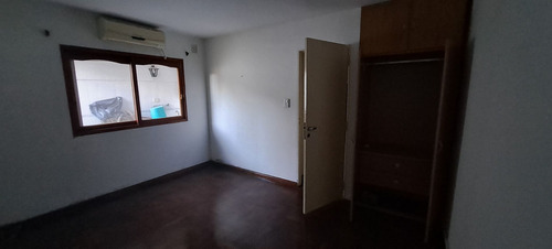 Ph En Venta 2 Amb Y Patio Pb Apto Credito Sarandi
