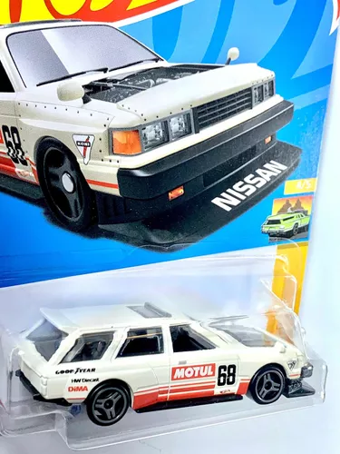 Hot Wheels - Nissan Maxima Drift Car - HCT17 Escala Miniaturas by