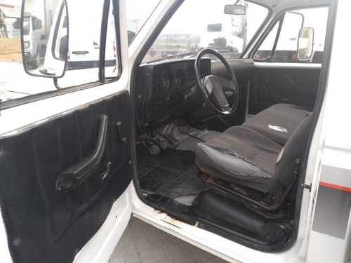 Imagem 5 de 9 de Chevrolet D-40