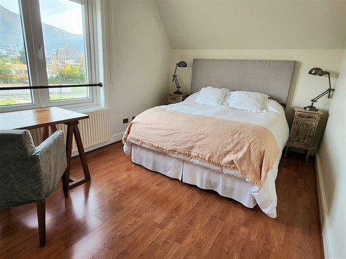 Casa En Arriendo En Lo Barnechea