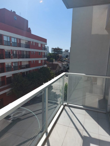 Imagen 7 de 14 de Venta Semipiso De 2 Amb A La Calle C/cochera
