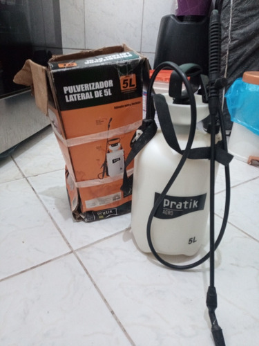 Imagem 2 de 3 de Pulverizador Pratik Agro Lateral 5litros