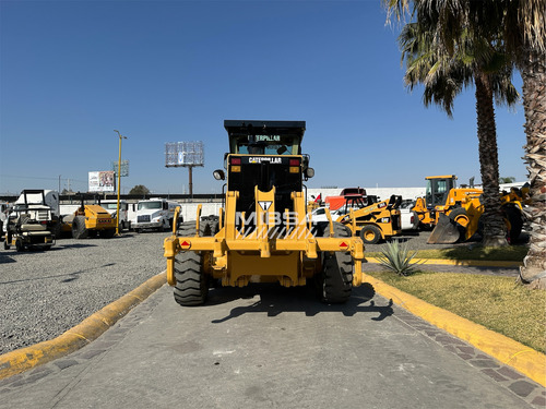 Motoconformadora Caterpillar 140h 2003
