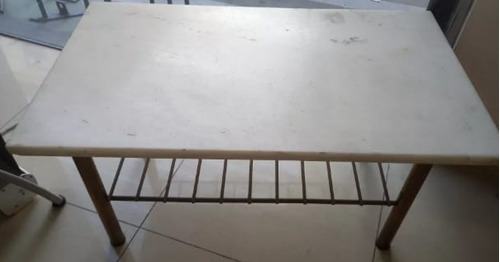 Vendo Mesa Ratonera  De Aluminio Y Mármol Veteado   