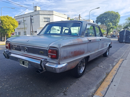 Imagen 18 de 25 de Ford Falcon Futura Sp