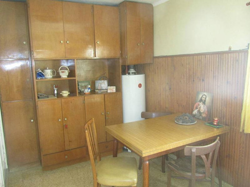 Imagen 7 de 17 de Venta Al Frente Con Balcon -estado Original Apto Credito- Apto Propfesionales
