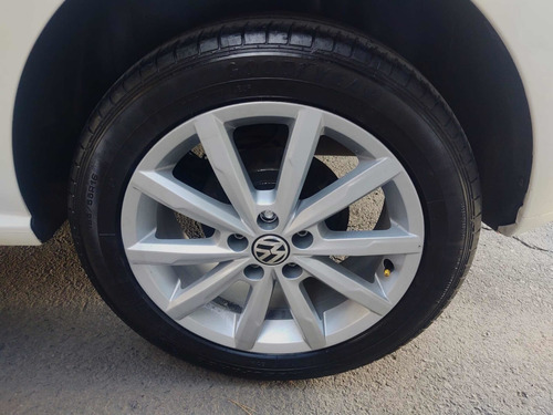 Imagen 13 de 15 de Volkswagen Polo 2019 1.6 L4 Sound Mt