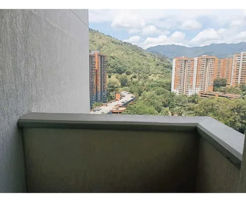 Apartamento En Venta Loma De Los Bernal (t)