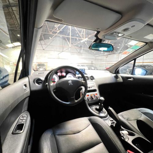 Imagen 18 de 24 de Peugeot 408 2015 2.0 Allure Nav 143cv